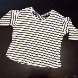 T by Talbots sz 2X Black & White Stripe Crossback T-Shirt Blouse ¾ sleeve Cotton